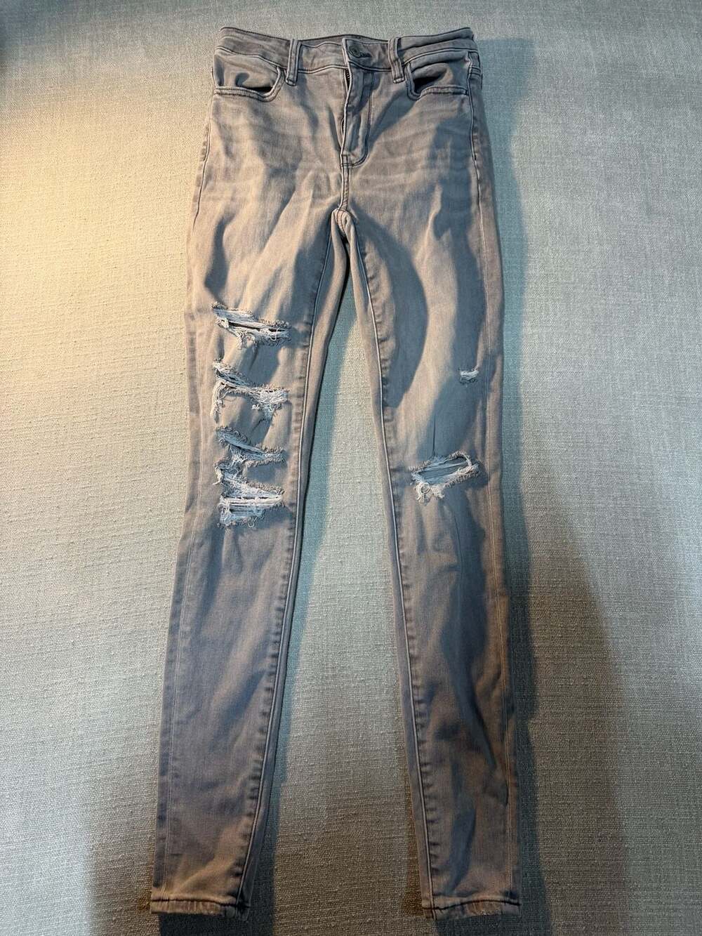 American Eagle Next Level Stretch Hi-Rise Distressed Grey Jegging Jeans 2 Long